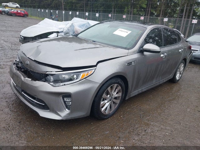 KIA OPTIMA EX 2018 5XXGU4L38JG210202 Image 2