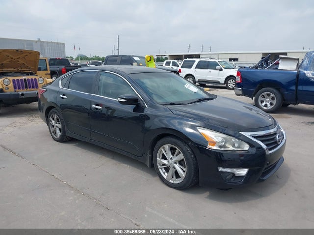 2015 1N4AL3AP4FN904413 main image