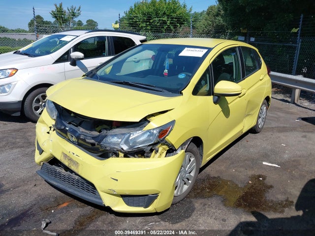 Honda FIT LX 2015 3HGGK5H52FM744647 Image 2
