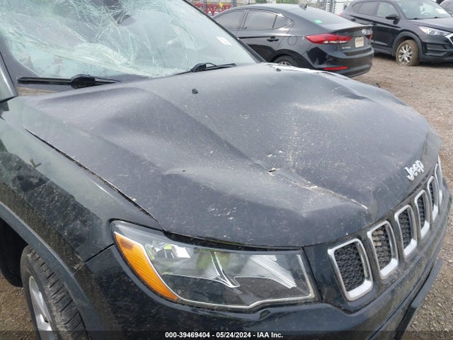 Jeep Compass Latitude 4x4 2018 3C4NJDBB3JT180779 Image 12