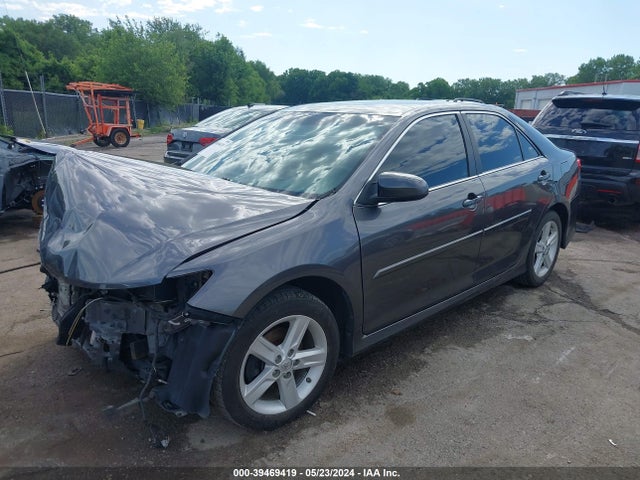 Toyota CAMRY SE 2014 4T1BF1FK9EU440963 Image 2