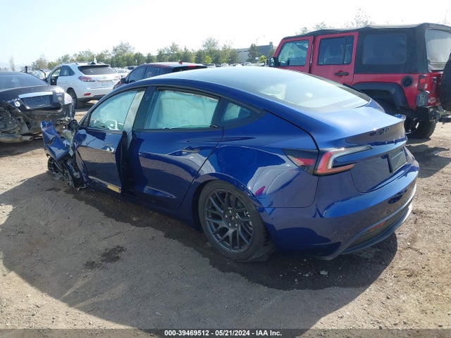 Tesla Model 3 Rear-wheel Drive 2024 5YJ3E1EA9RF725634 Image 3