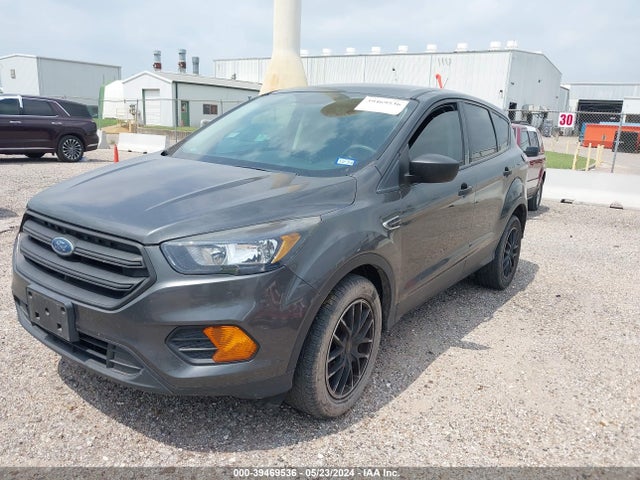 Ford ESCAPE S 2018 1FMCU0F72JUC05895 Image 2
