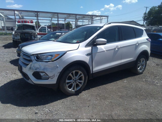 Ford ESCAPE SE 2018 1FMCU0GD3JUB07883 Image 2