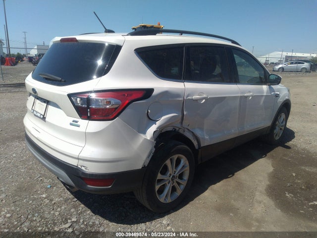 Ford ESCAPE SE 2018 1FMCU0GD3JUB07883 Image 4