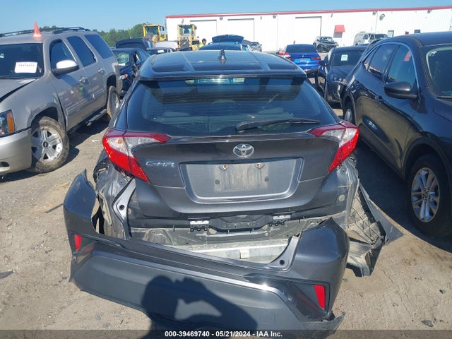 Toyota C-HR LE 2020 NMTKHMBX7LR111924 Image 17