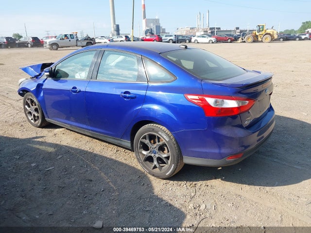 Ford FOCUS SE 2014 1FADP3F21EL310855 Image 3
