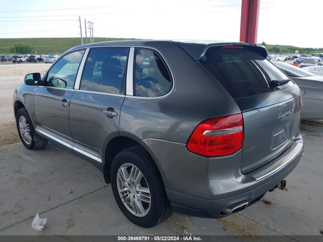 2008 PORSCHE CAYENNE WP1AB29P28LA45461 Photo 2