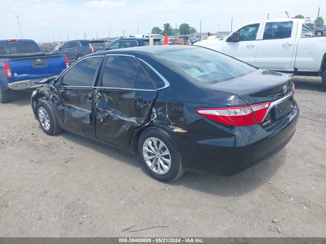 Toyota CAMRY LE 2015 4T4BF1FK4FR514958 Image 3