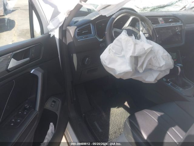 3VV3B7AX2NM035446 Volkswagen Tiguan 2.0t Se