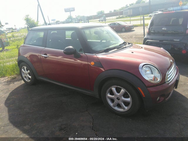 2007 MINI COOPER WMWMF33517TT53782 Photo 0