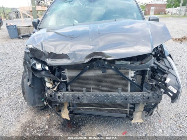 2C4RDGEG5KR790107 Dodge Grand Caravan Gt