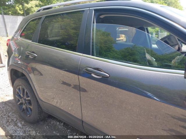 1C4PJMCS6GW345704 Jeep Cherokee Latitude