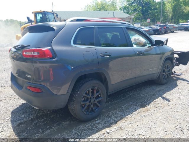 1C4PJMCS6GW345704 Jeep Cherokee Latitude