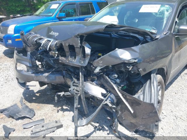 1C4PJMCS6GW345704 Jeep Cherokee Latitude