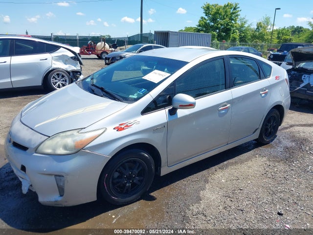 Toyota Prius Two 2015 JTDKN3DU5F0434822 Image 14