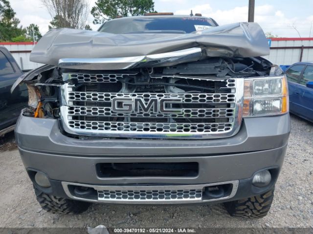 1GT125E8XEF103229 GMC Sierra 2500hd Denali