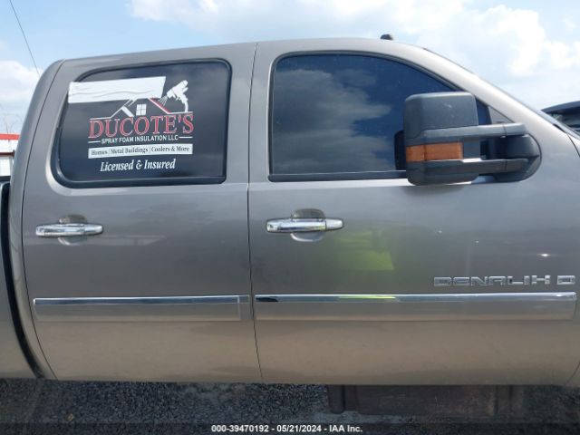 1GT125E8XEF103229 GMC Sierra 2500hd Denali