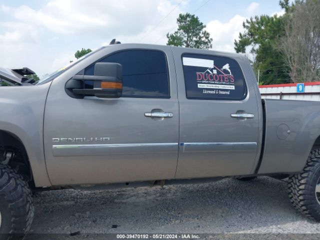 1GT125E8XEF103229 GMC Sierra 2500hd Denali