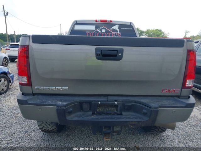 1GT125E8XEF103229 GMC Sierra 2500hd Denali