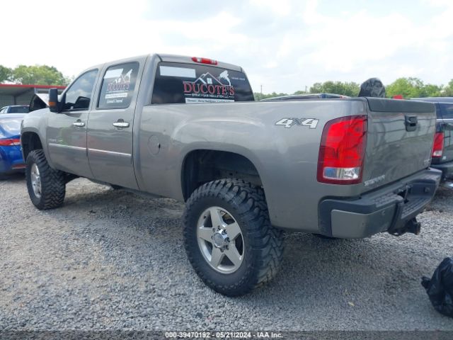 1GT125E8XEF103229 GMC Sierra 2500hd Denali