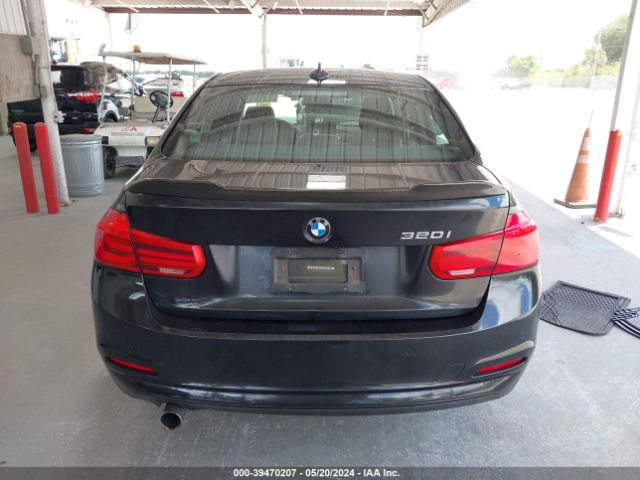 WBA8E1G53GNT72468 BMW 320i