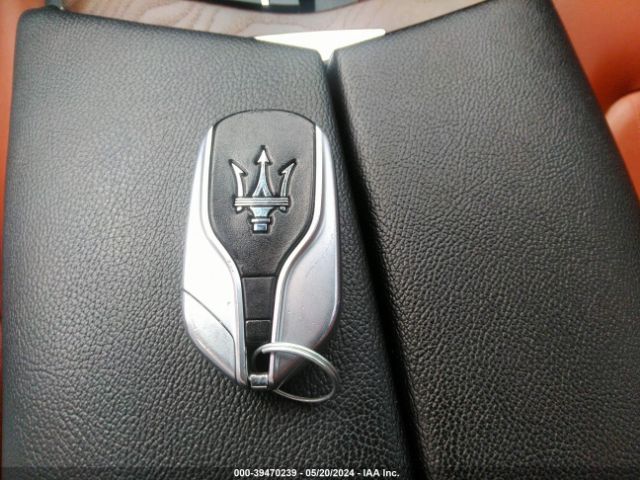 ZN661XUA3HX243175 Maserati Levante