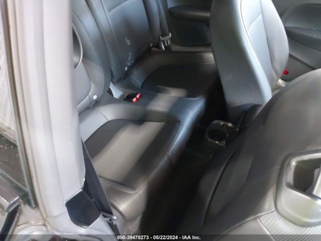 3VWJP7AT6EM615042 Volkswagen Beetle 2.5l