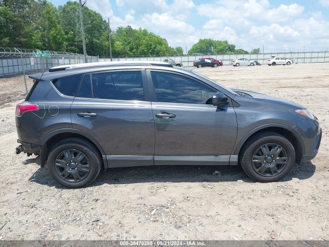 Toyota RAV4 LE 2016 JTMZFREV0GJ076000 Image 13
