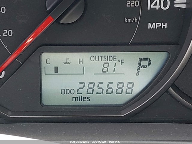 Toyota RAV4 LE 2016 JTMZFREV0GJ076000 Image 15