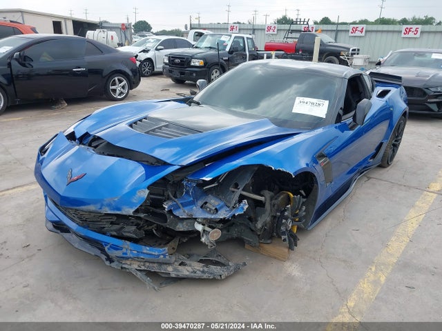 Chevrolet Corvette Z06 2015 1G1YU2D60F5602676 Image 2