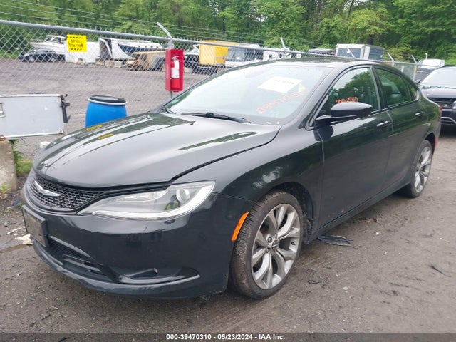 1C3CCCDG6FN664963 Chrysler 200 S