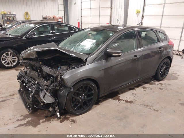 Ford FOCUS SE 2016 1FADP3K20GL326473 Image 2