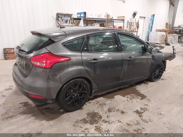 Ford FOCUS SE 2016 1FADP3K20GL326473 Image 4