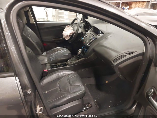 Ford FOCUS SE 2016 1FADP3K20GL326473 Image 5
