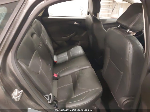 Ford FOCUS SE 2016 1FADP3K20GL326473 Image 8