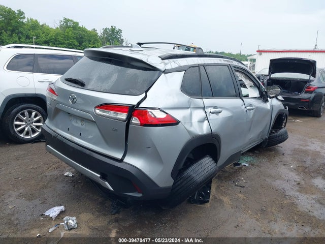 Toyota Corolla Cross Le 2022 7MUCAAAGXNV015952 Image 4