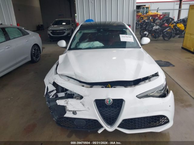 ZARFAECN5J7572773 Alfa Romeo Giulia Ti Sport Rwd