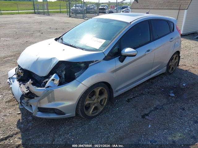 Ford FIESTA ST 2014 3FADP4GXXEM153986 Image 2