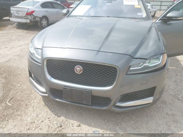 SAJBD4BV4GCY16149 Jaguar Xf 35t Premium