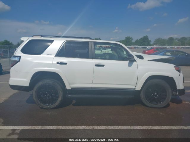 JTEJU5JR2M5854253 Toyota 4runner Nightshade Special Edition