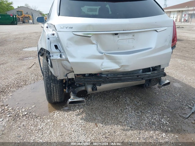 1GYKNAR43LZ209376 Cadillac Xt5 Fwd Luxury