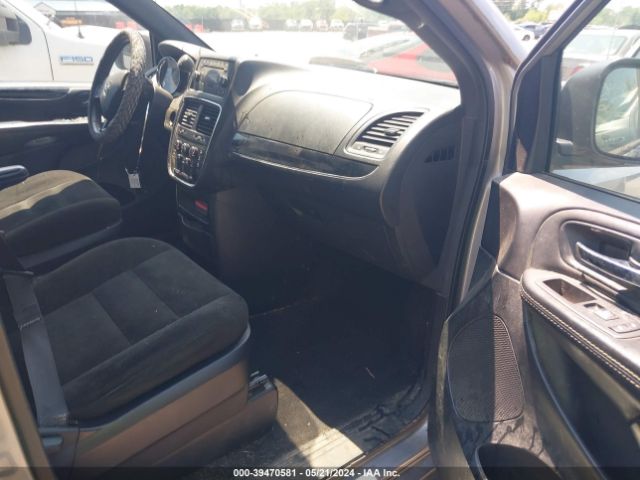 2C4RDGBGXFR703067 Dodge Grand Caravan Se Plus