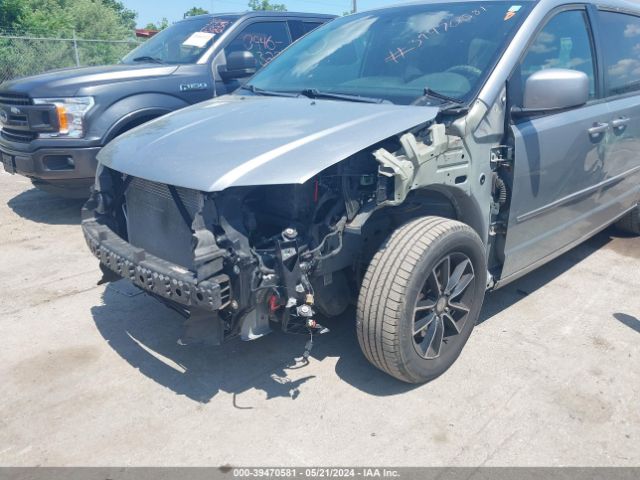 2C4RDGBGXFR703067 Dodge Grand Caravan Se Plus