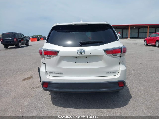Toyota Highlander Xle V6 2015 5TDJKRFH2FS073490 Image 16