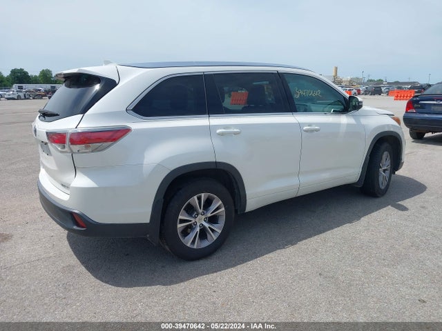 Toyota Highlander Xle V6 2015 5TDJKRFH2FS073490 Image 4