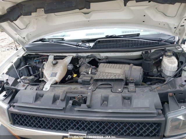 Chevrolet Express 2500 Work Van 2019 1GCWGAFG1K1209888 Image 10