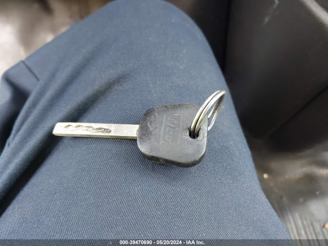Chevrolet Express 2500 Work Van 2019 1GCWGAFG1K1209888 Image 11
