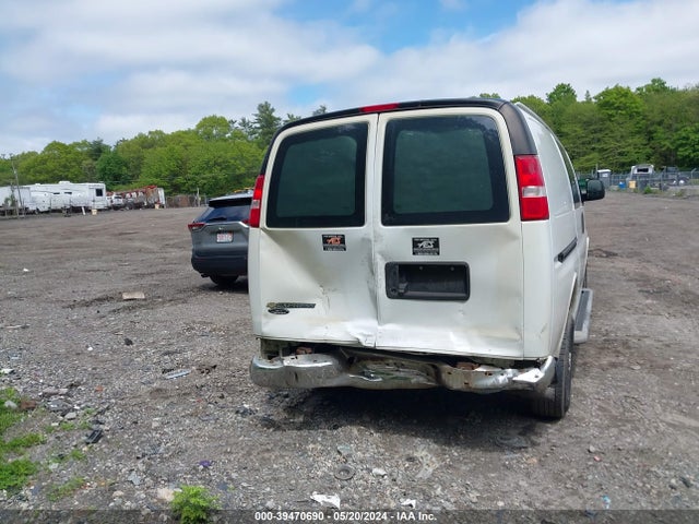 Chevrolet Express 2500 Work Van 2019 1GCWGAFG1K1209888 Image 16
