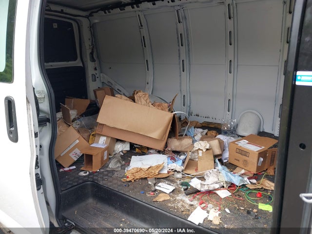 Chevrolet Express 2500 Work Van 2019 1GCWGAFG1K1209888 Image 8